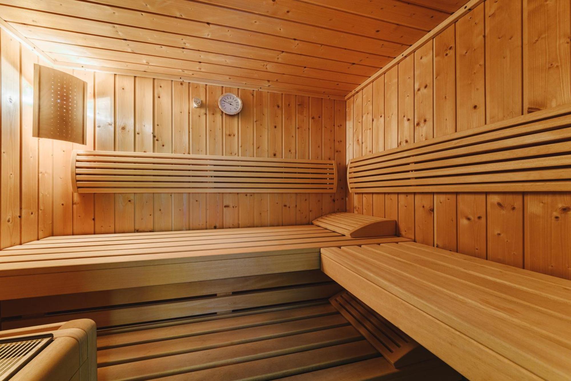 Hotel Pullman Berlin Schweizerhof Esterno foto A Finnish sauna